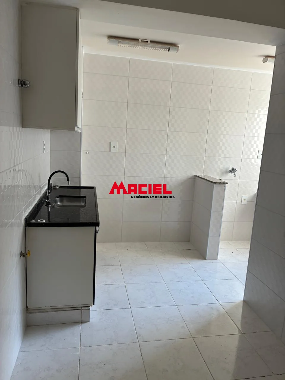 Alugar Apartamento / Padr&atilde;o em Jacare&iacute; R$ 3.500,00 - Foto 3