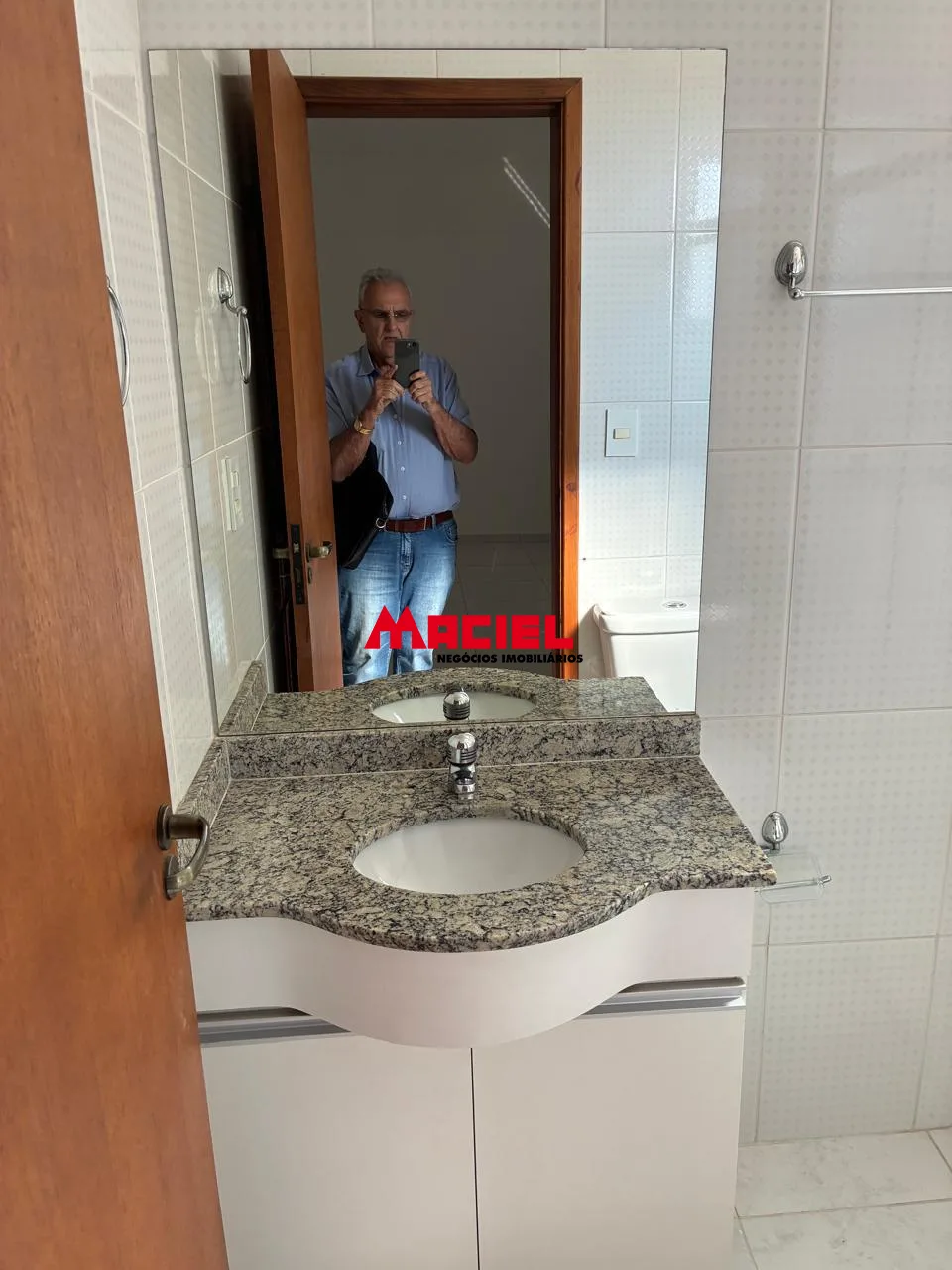 Alugar Apartamento / Padr&atilde;o em Jacare&iacute; R$ 3.500,00 - Foto 7