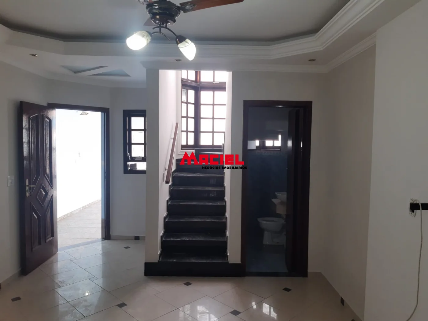 Comprar Casa / Sobrado em S&atilde;o Jos&eacute; dos Campos R$ 600.000,00 - Foto 3
