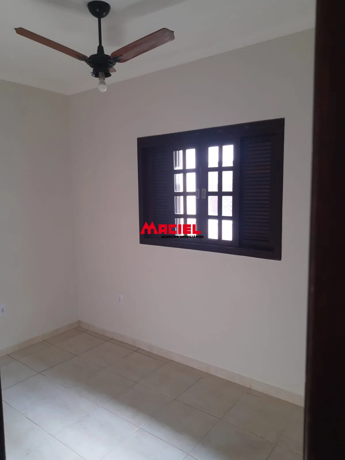 Comprar Casa / Sobrado em S&atilde;o Jos&eacute; dos Campos R$ 600.000,00 - Foto 4
