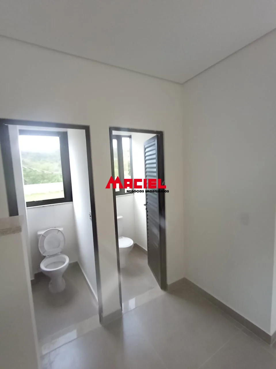Alugar Comercial / Galp&atilde;o em Jacare&iacute; R$ 15.000,00 - Foto 3