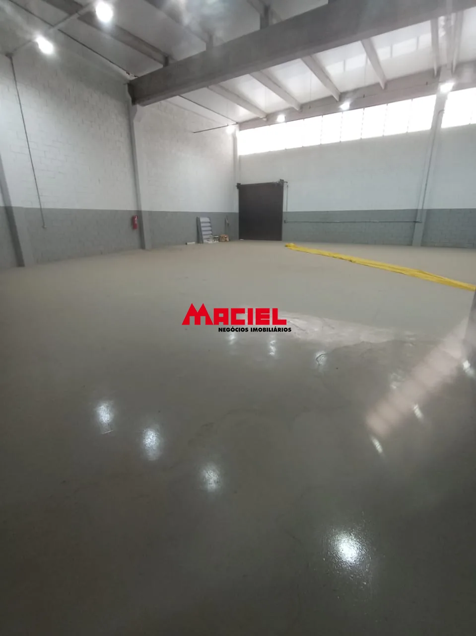 Alugar Comercial / Galp&atilde;o em Jacare&iacute; R$ 15.000,00 - Foto 8