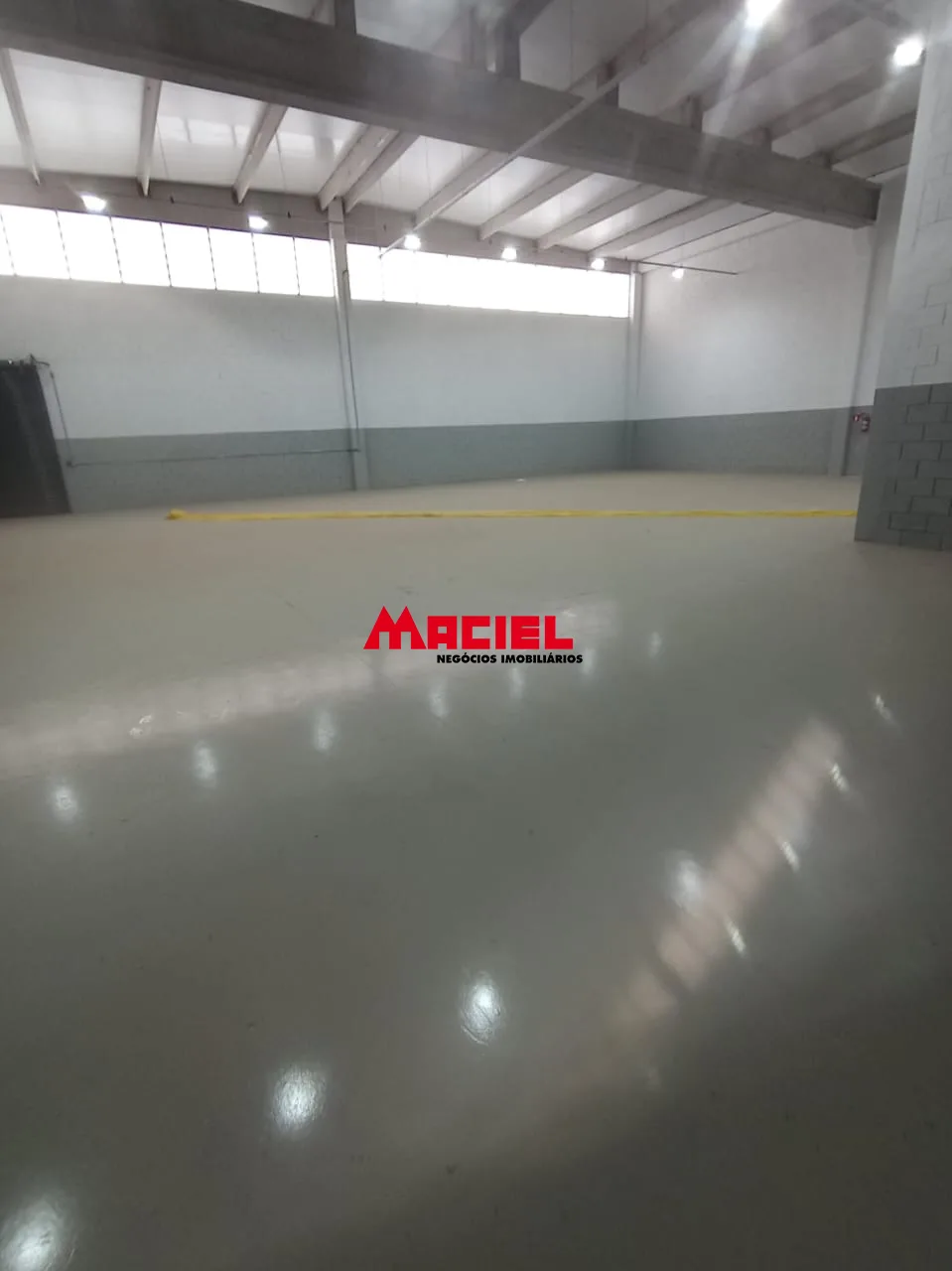 Alugar Comercial / Galp&atilde;o em Jacare&iacute; R$ 15.000,00 - Foto 11