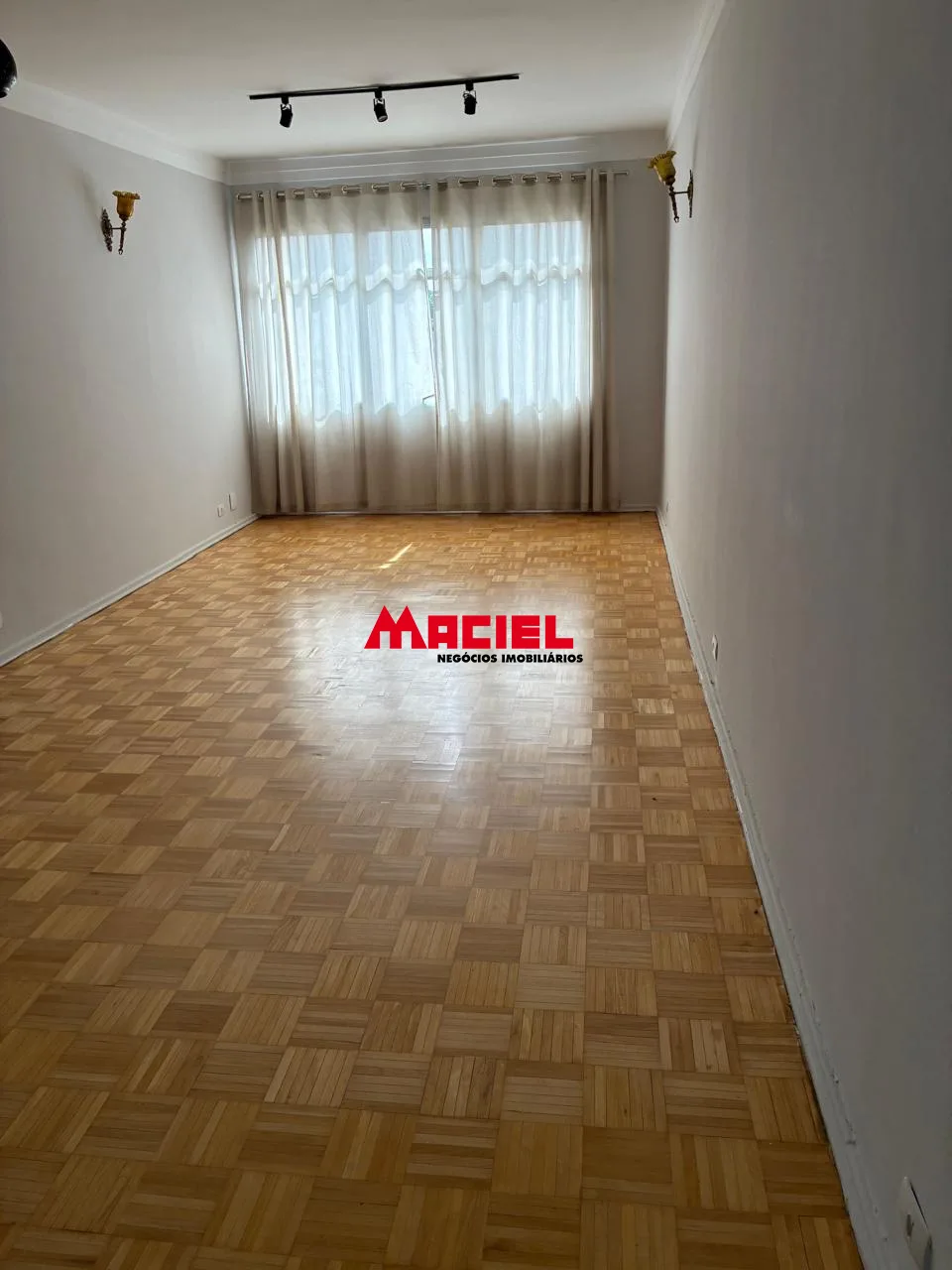 Alugar Apartamento / Padr&atilde;o em Jacare&iacute; R$ 3.500,00 - Foto 10
