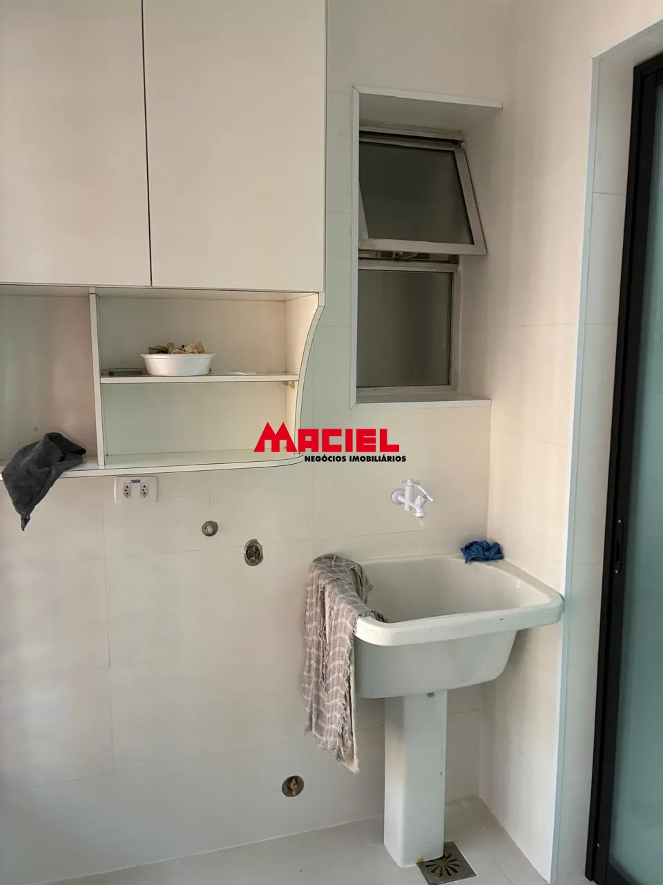 Alugar Apartamento / Padr&atilde;o em Jacare&iacute; R$ 3.500,00 - Foto 12