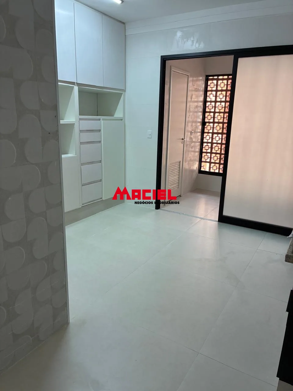Alugar Apartamento / Padr&atilde;o em Jacare&iacute; R$ 3.500,00 - Foto 14