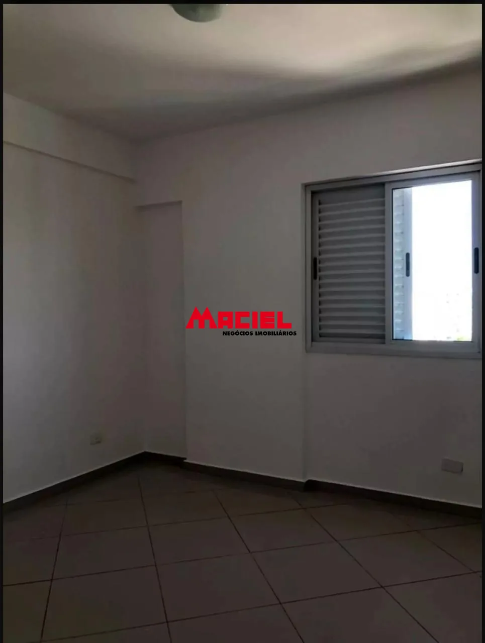 Alugar Apartamento / Cobertura em S&atilde;o Jos&eacute; dos Campos R$ 3.500,00 - Foto 16