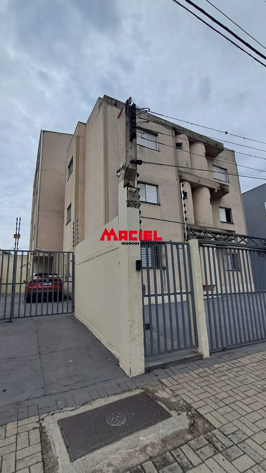 Alugar Apartamento / Padr&atilde;o em S&atilde;o Jos&eacute; dos Campos R$ 2.300,00 - Foto 1