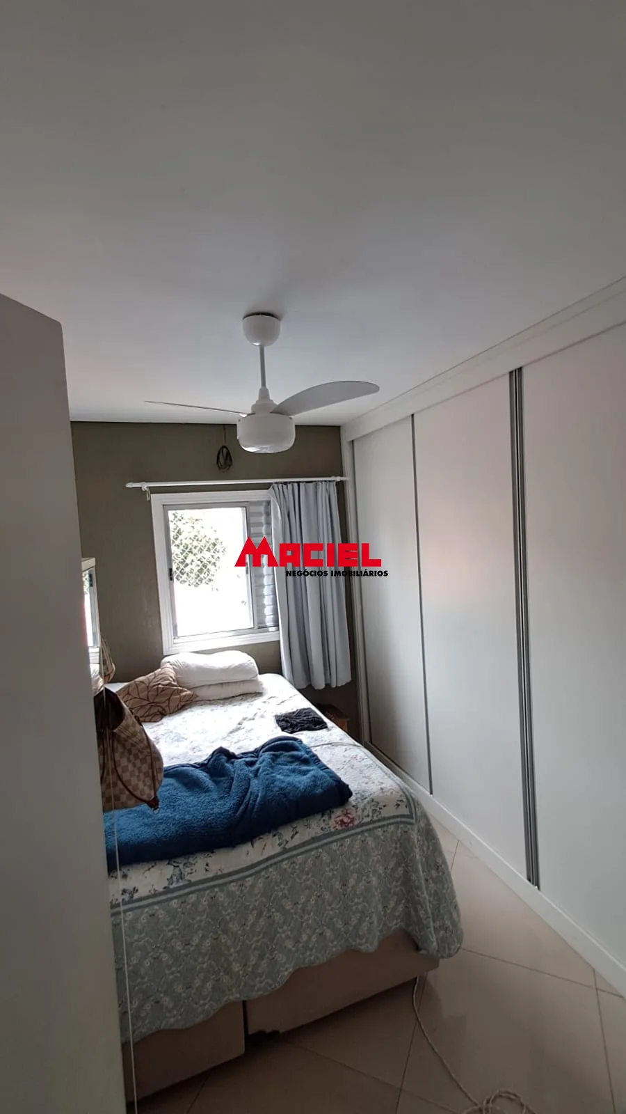 Alugar Apartamento / Padr&atilde;o em S&atilde;o Jos&eacute; dos Campos R$ 2.300,00 - Foto 5
