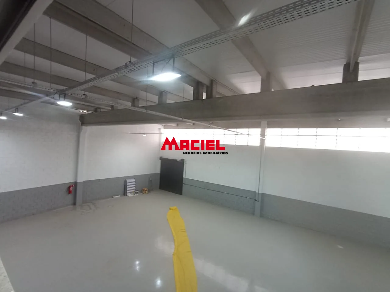 Alugar Comercial / Galp&atilde;o em Jacare&iacute; R$ 15.000,00 - Foto 15