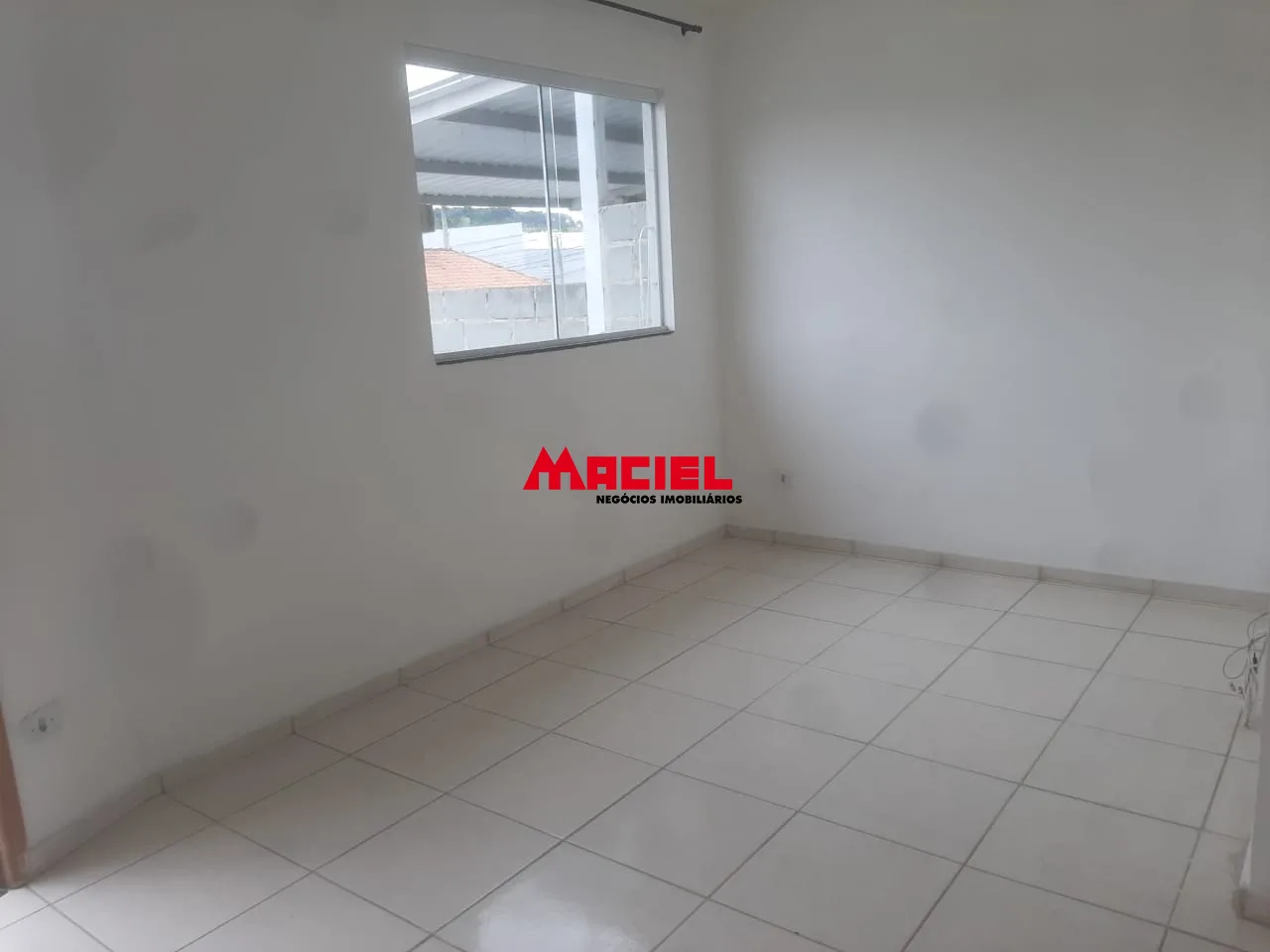 Alugar Casa / Condom&iacute;nio em S&atilde;o Jos&eacute; dos Campos R$ 1.800,00 - Foto 7