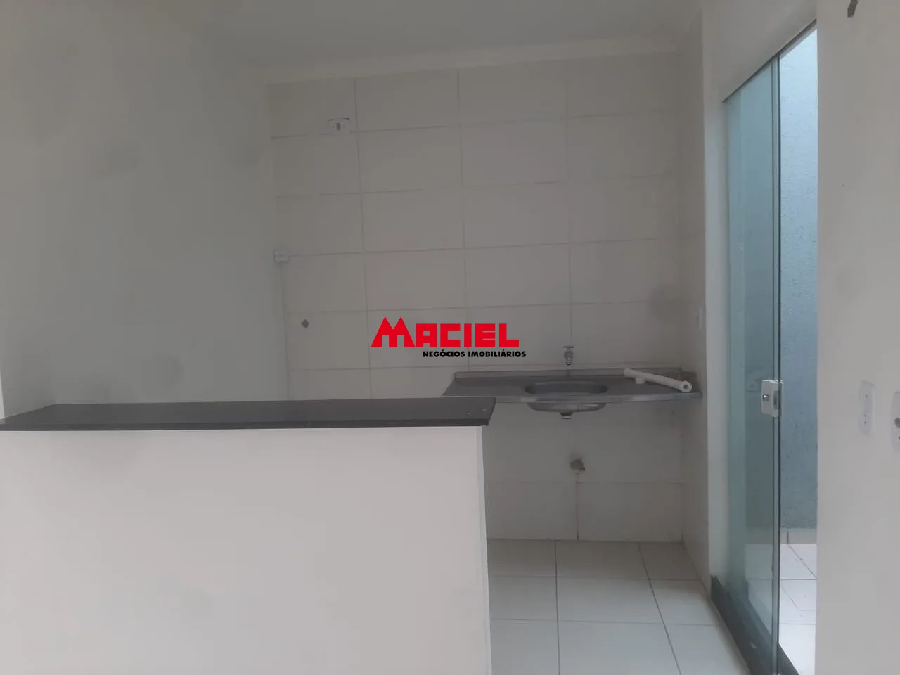 Alugar Casa / Condom&iacute;nio em S&atilde;o Jos&eacute; dos Campos R$ 1.800,00 - Foto 10