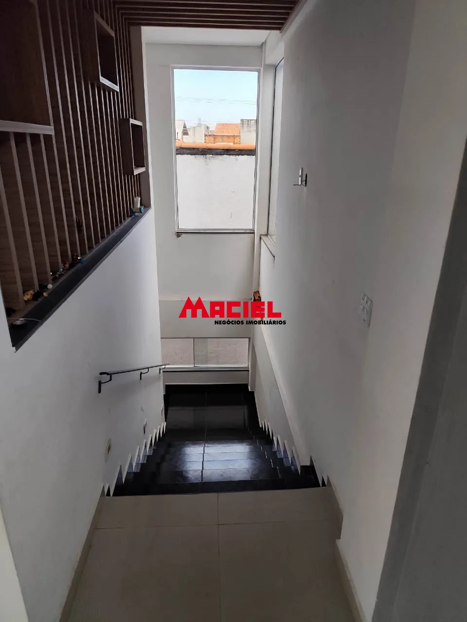 Alugar Comercial / Ponto Comercial em S&atilde;o Jos&eacute; dos Campos R$ 9.000,00 - Foto 8