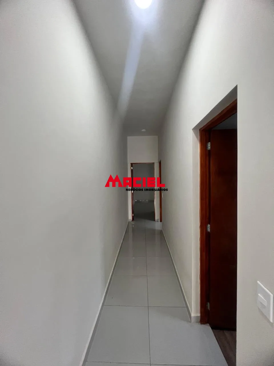 Comprar Casa / Padr&atilde;o em Caraguatatuba R$ 500.000,00 - Foto 2