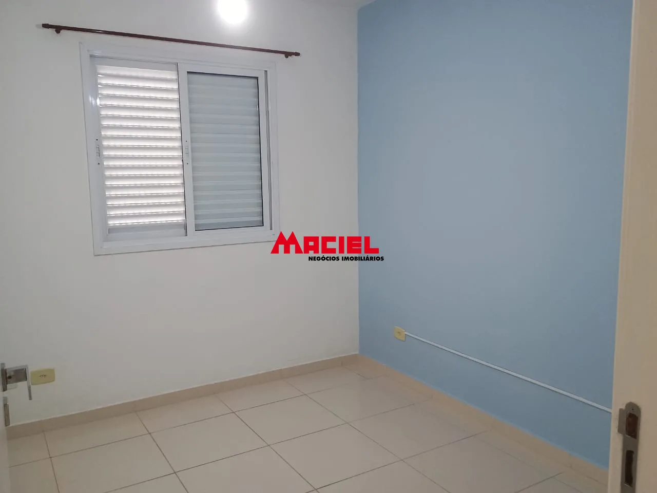 Alugar Apartamento / Padr&atilde;o em S&atilde;o Jos&eacute; dos Campos R$ 1.800,00 - Foto 13