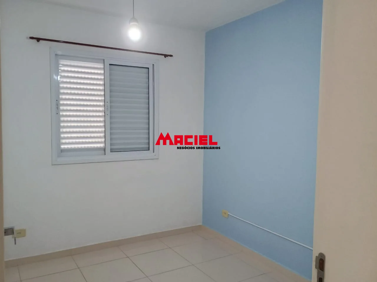 Alugar Apartamento / Padr&atilde;o em S&atilde;o Jos&eacute; dos Campos R$ 1.800,00 - Foto 14