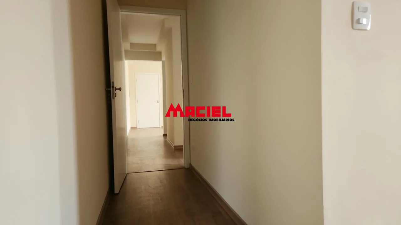 Comprar Apartamento / Padr&atilde;o em S&atilde;o Jos&eacute; dos Campos R$ 395.000,00 - Foto 11