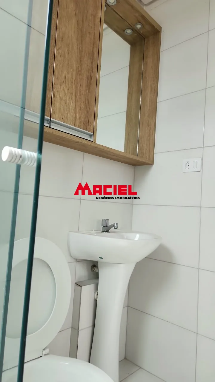 Comprar Apartamento / Padr&atilde;o em S&atilde;o Jos&eacute; dos Campos R$ 395.000,00 - Foto 12