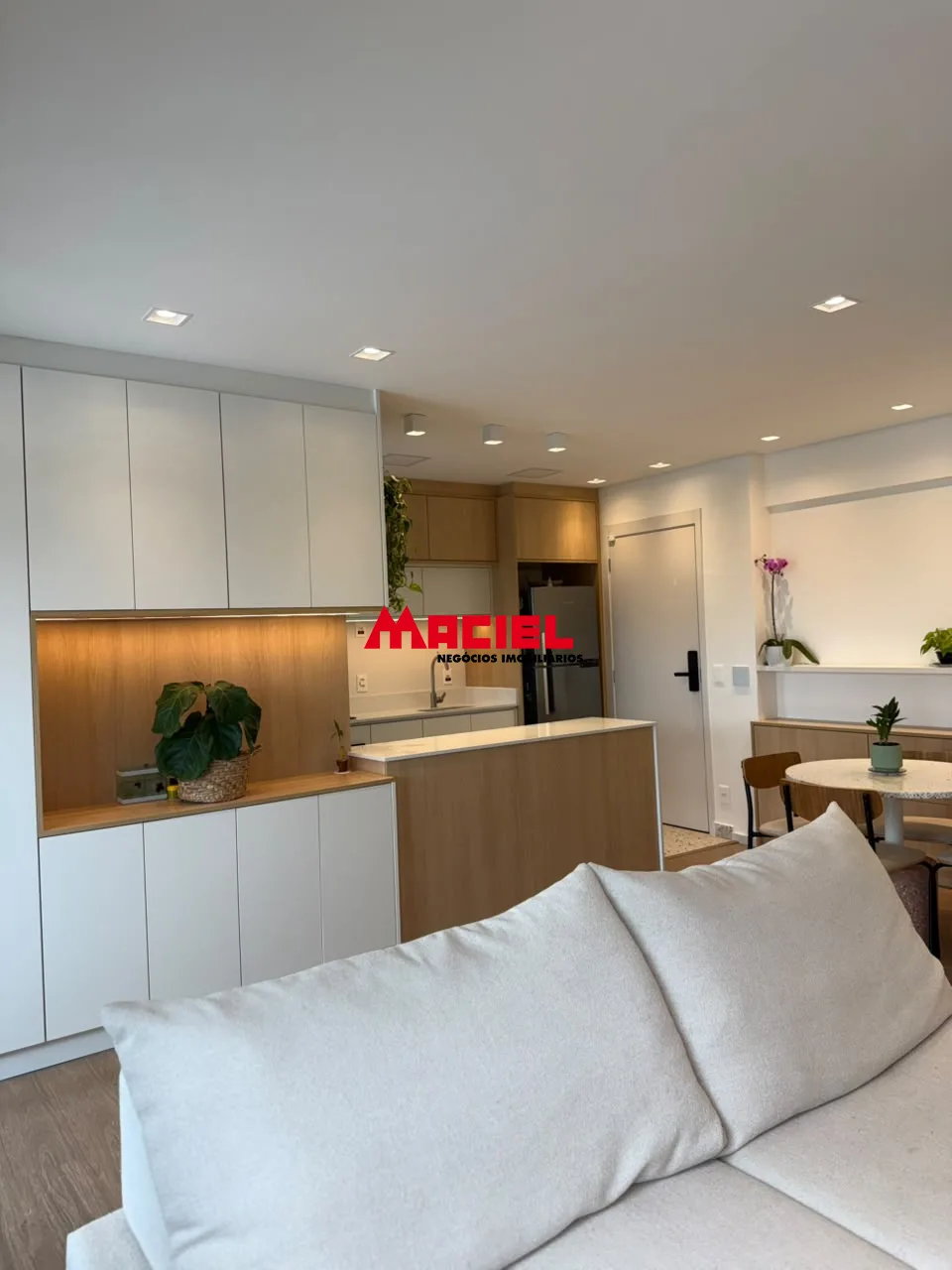Alugar Apartamento / Mobiliado em S&atilde;o Jos&eacute; dos Campos R$ 5.490,00 - Foto 8