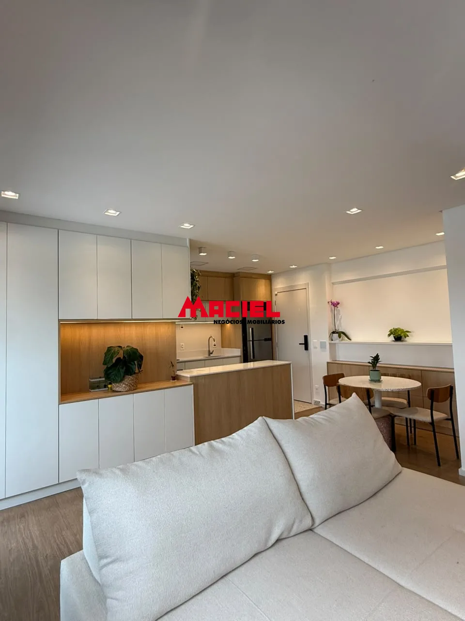 Alugar Apartamento / Mobiliado em S&atilde;o Jos&eacute; dos Campos R$ 5.490,00 - Foto 15