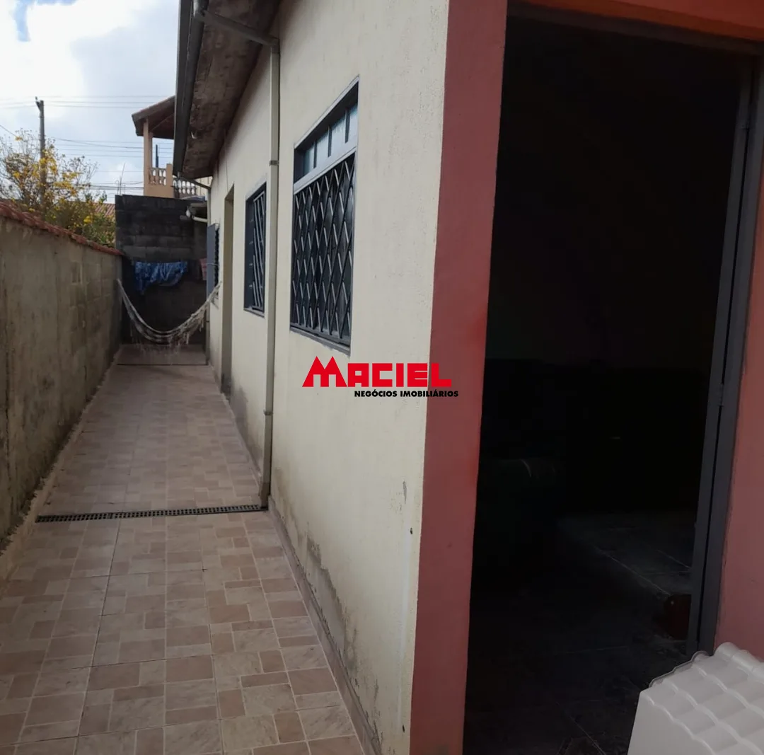 Comprar Casa / Padr&atilde;o em S&atilde;o Jos&eacute; dos Campos R$ 395.000,00 - Foto 2