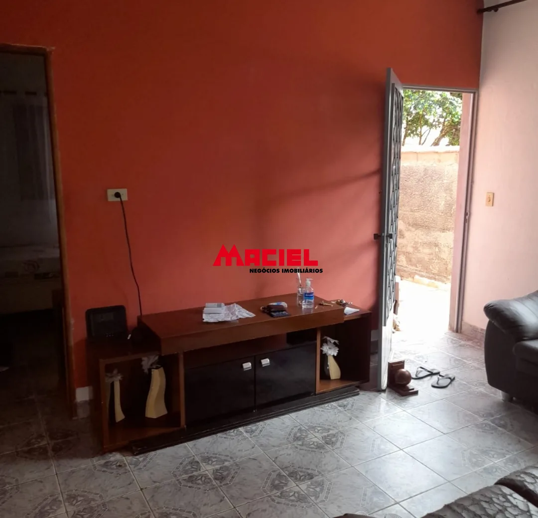 Comprar Casa / Padr&atilde;o em S&atilde;o Jos&eacute; dos Campos R$ 395.000,00 - Foto 1