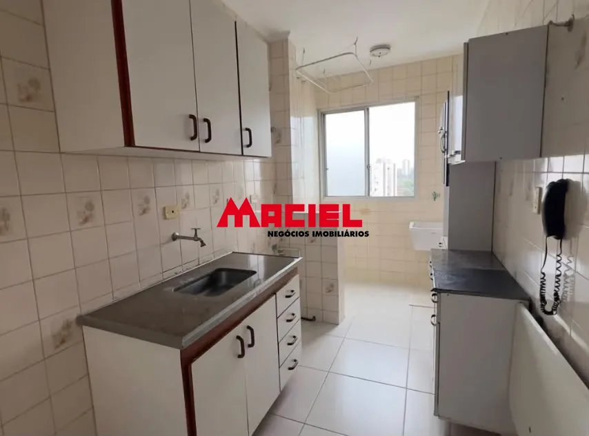 Alugar Apartamento / Padr&atilde;o em S&atilde;o Jos&eacute; dos Campos R$ 2.000,00 - Foto 6
