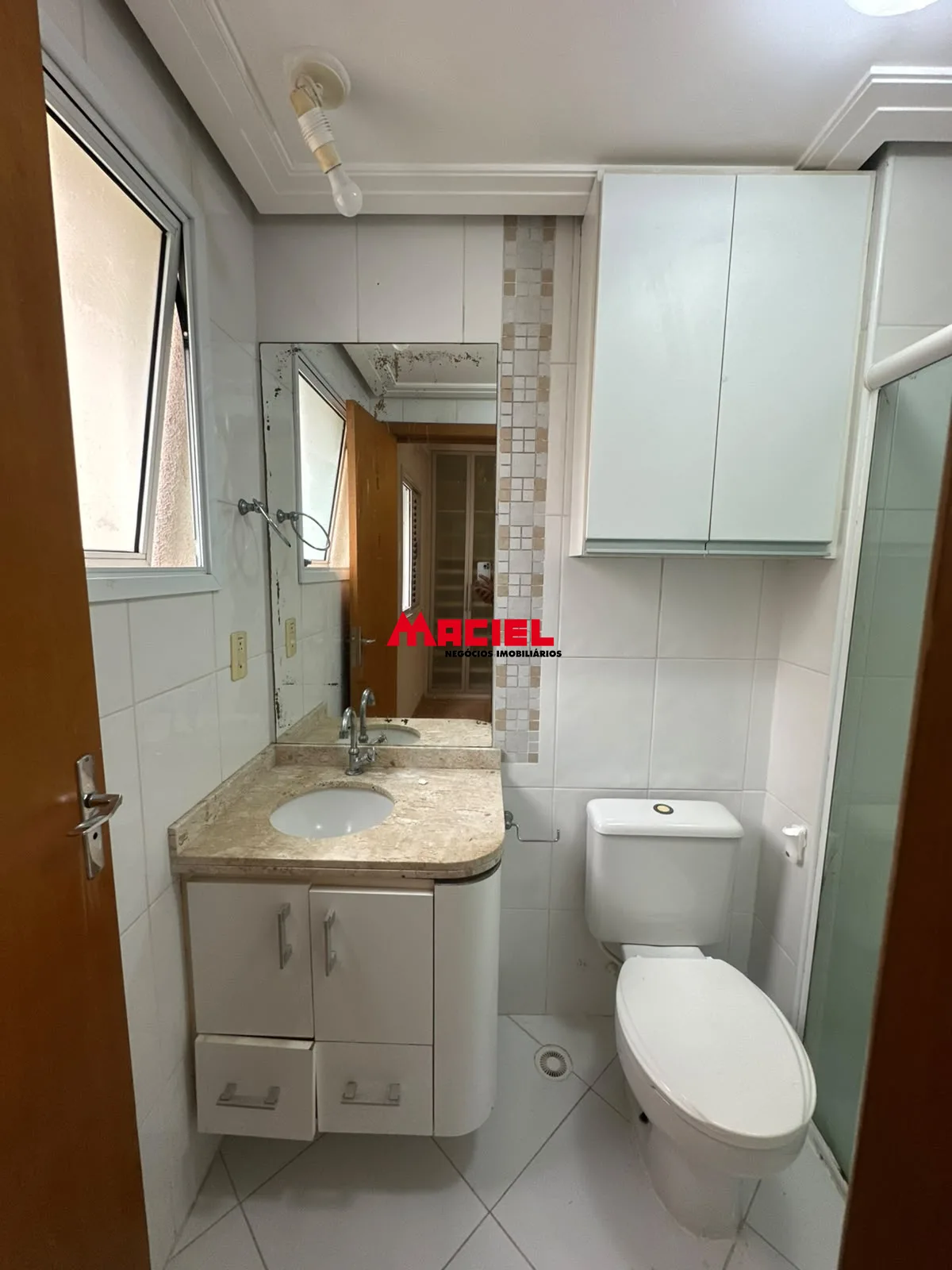 Alugar Apartamento / Padr&atilde;o em S&atilde;o Jos&eacute; dos Campos R$ 5.600,00 - Foto 7