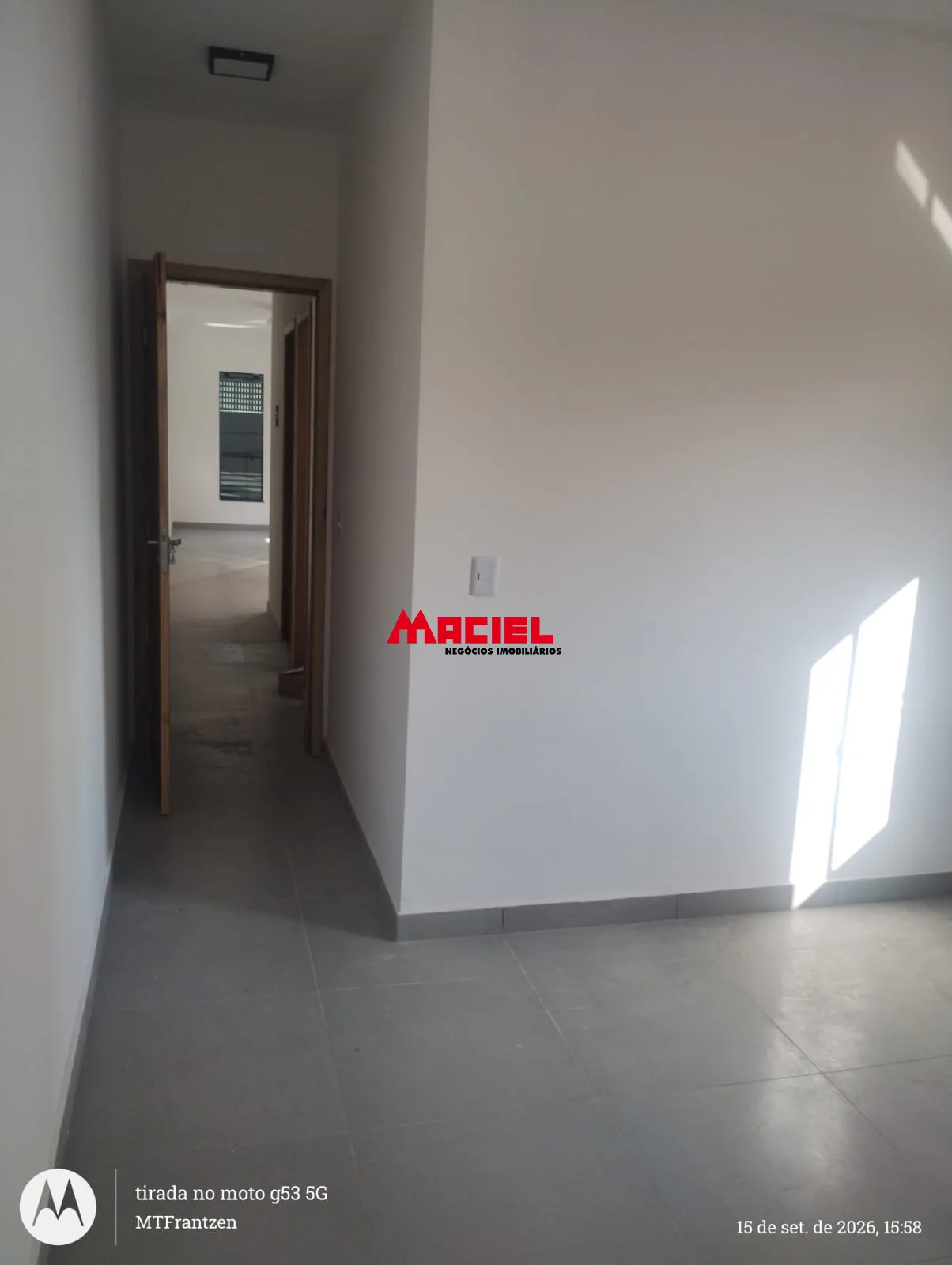 Comprar Casa / Padr&atilde;o em S&atilde;o Jos&eacute; dos Campos R$ 400.000,00 - Foto 4