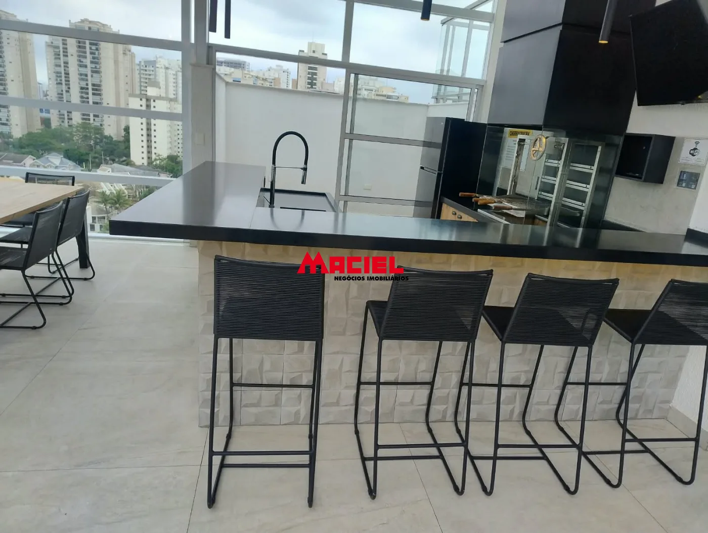 Alugar Apartamento / Mobiliado em S&atilde;o Jos&eacute; dos Campos R$ 4.500,00 - Foto 10