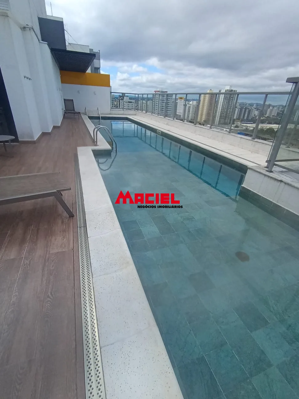Alugar Apartamento / Mobiliado em S&atilde;o Jos&eacute; dos Campos R$ 4.500,00 - Foto 8