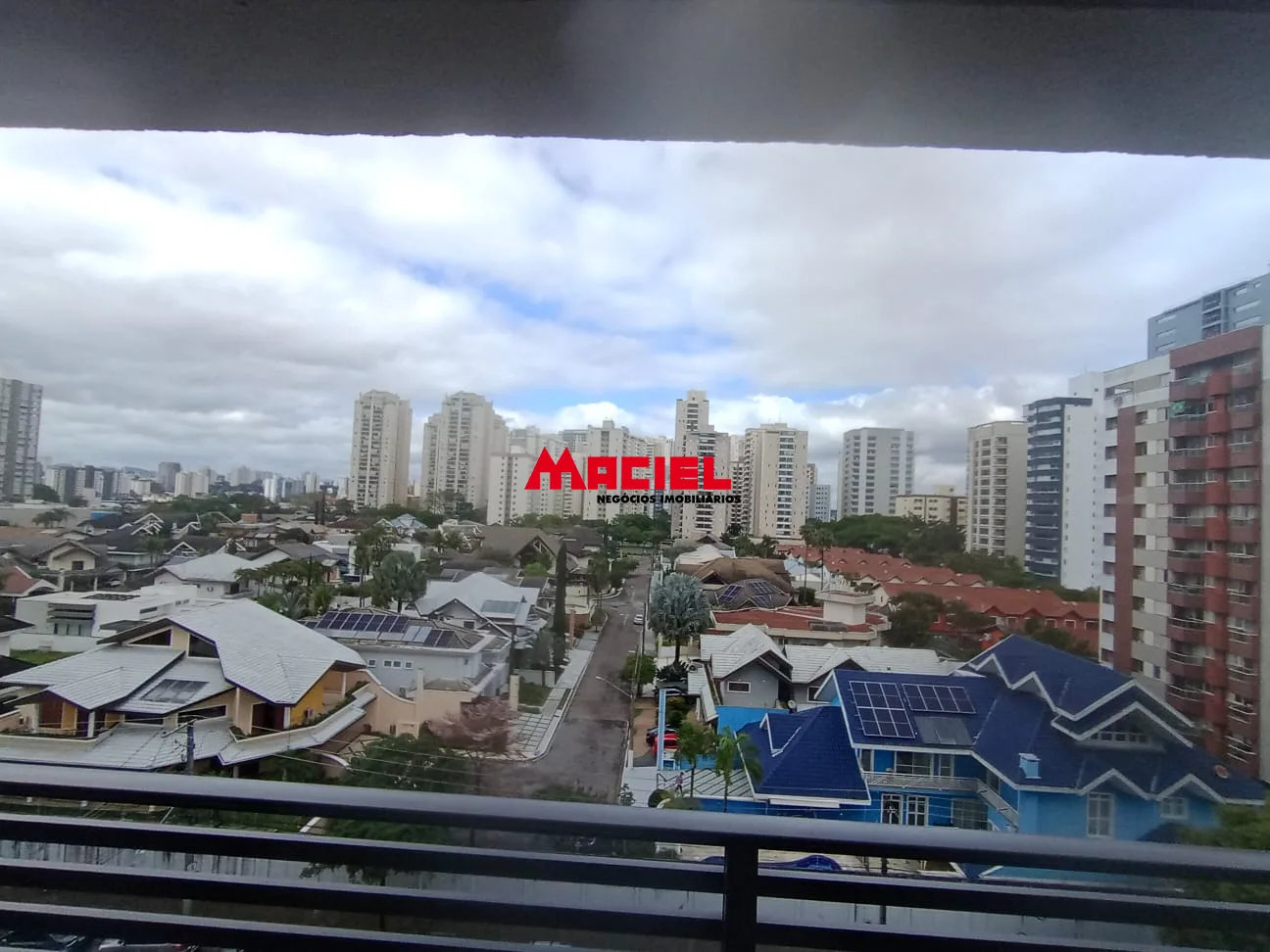 Alugar Apartamento / Mobiliado em S&atilde;o Jos&eacute; dos Campos R$ 4.500,00 - Foto 13