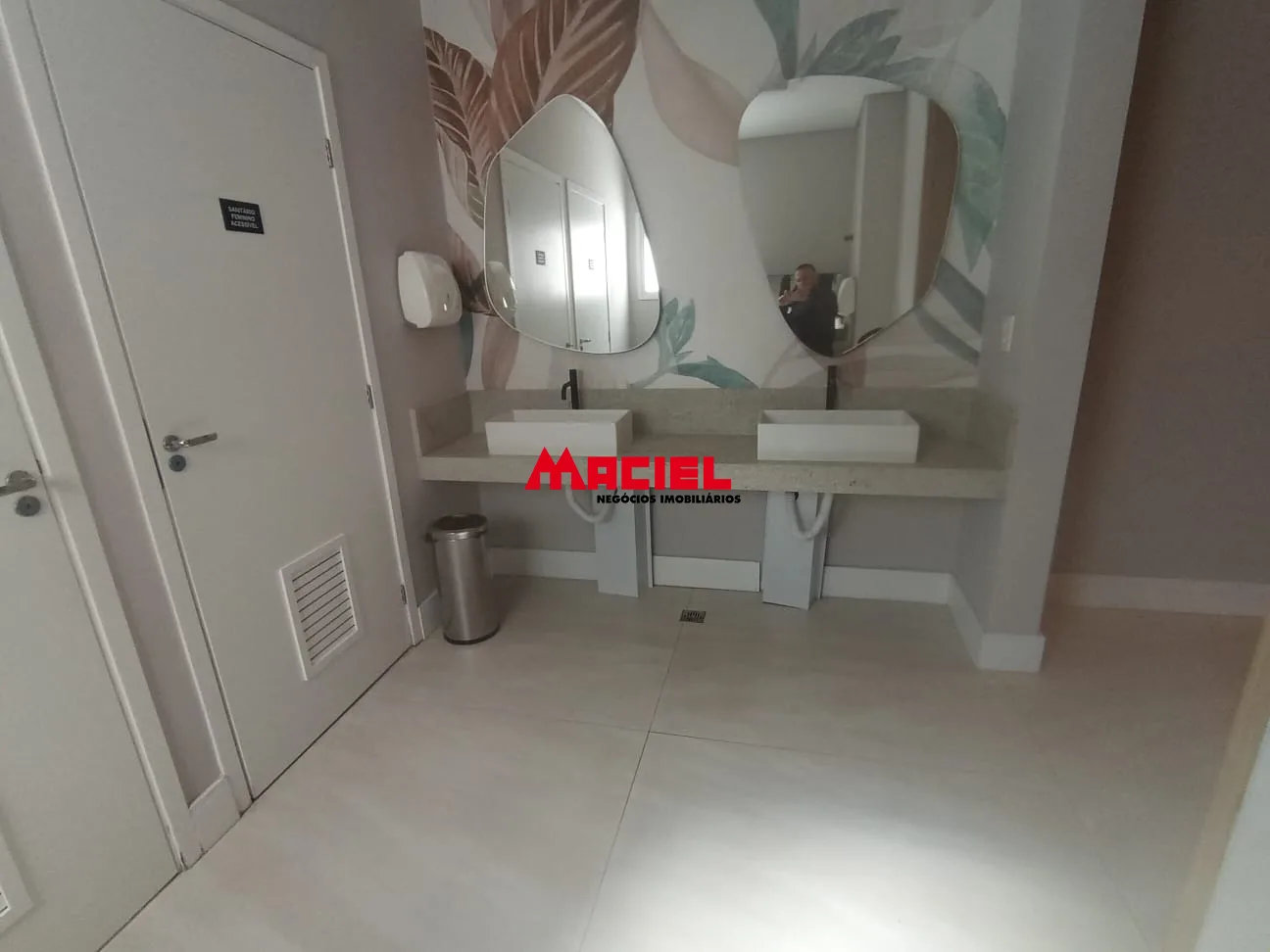 Alugar Apartamento / Mobiliado em S&atilde;o Jos&eacute; dos Campos R$ 4.500,00 - Foto 19