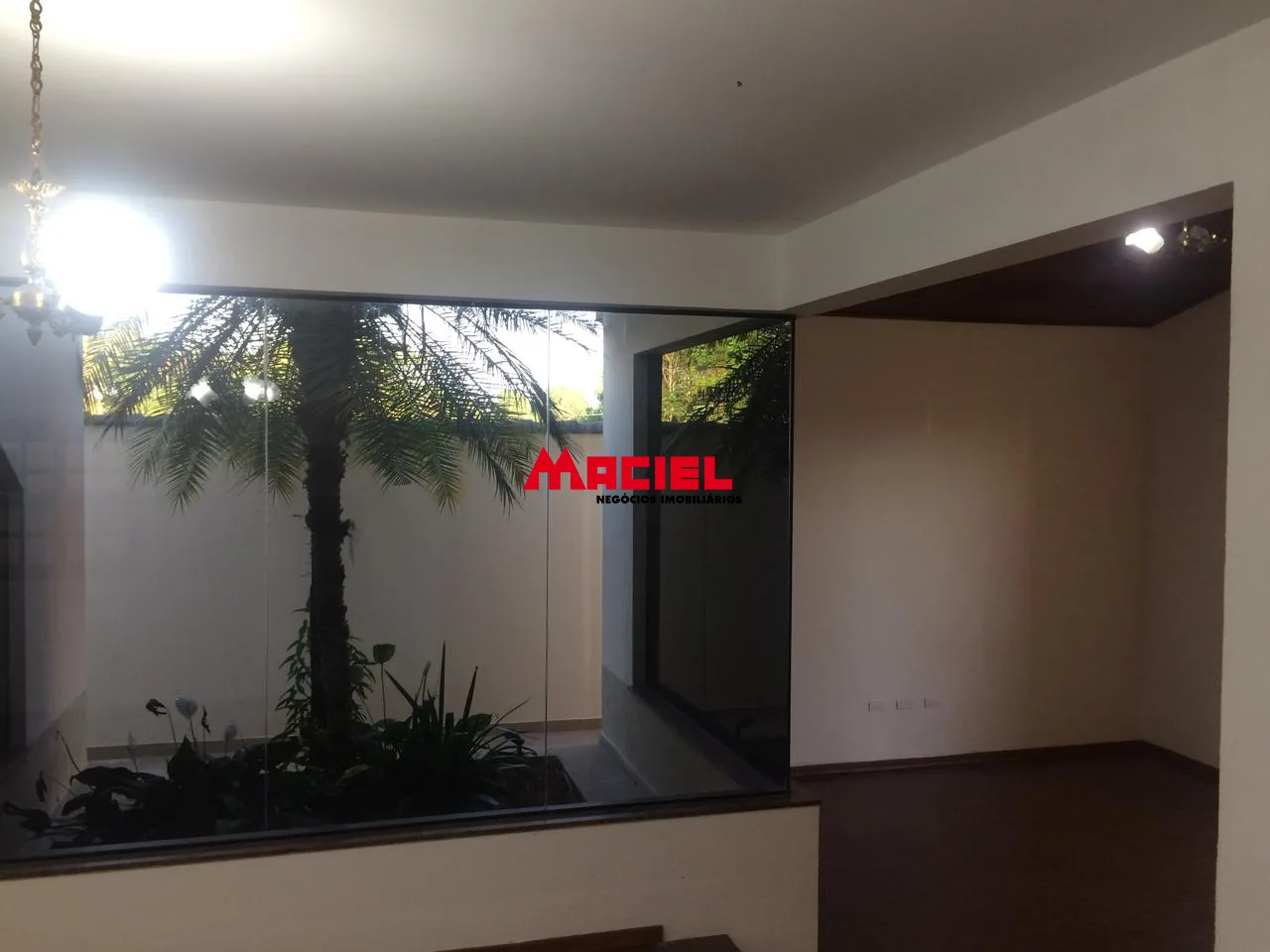 Comprar Casa / Sobrado em S&atilde;o Jos&eacute; dos Campos R$ 1.600.000,00 - Foto 8