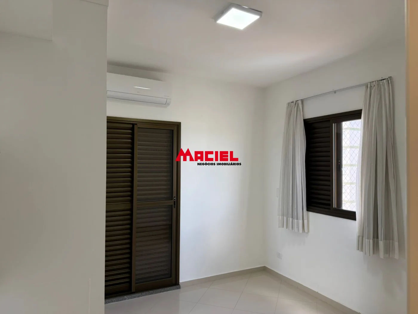Comprar Apartamento / Padr&atilde;o em S&atilde;o Jos&eacute; dos Campos R$ 670.000,00 - Foto 12