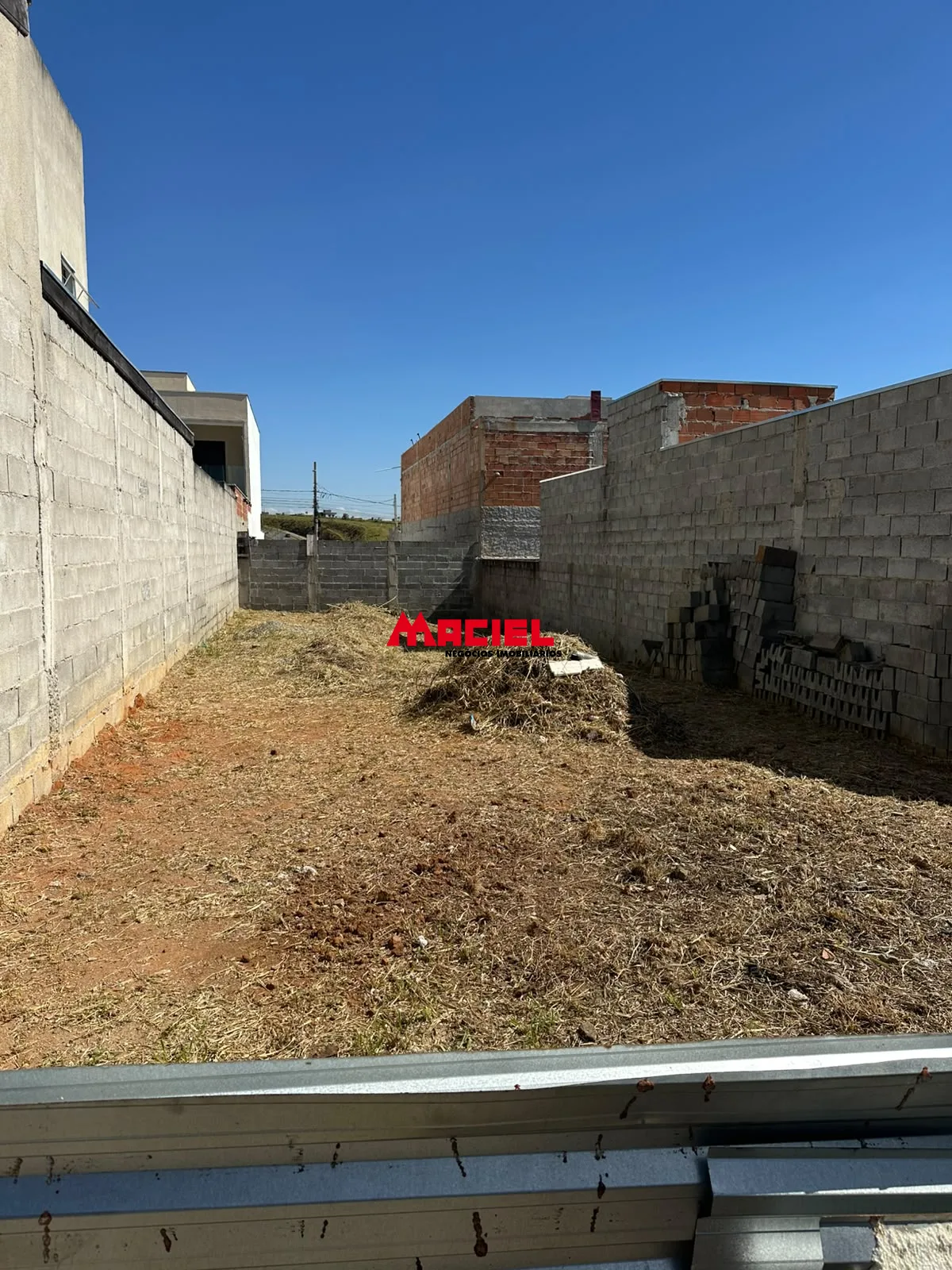 Comprar Terreno / Padr&atilde;o em S&atilde;o Jos&eacute; dos Campos R$ 225.000,00 - Foto 1