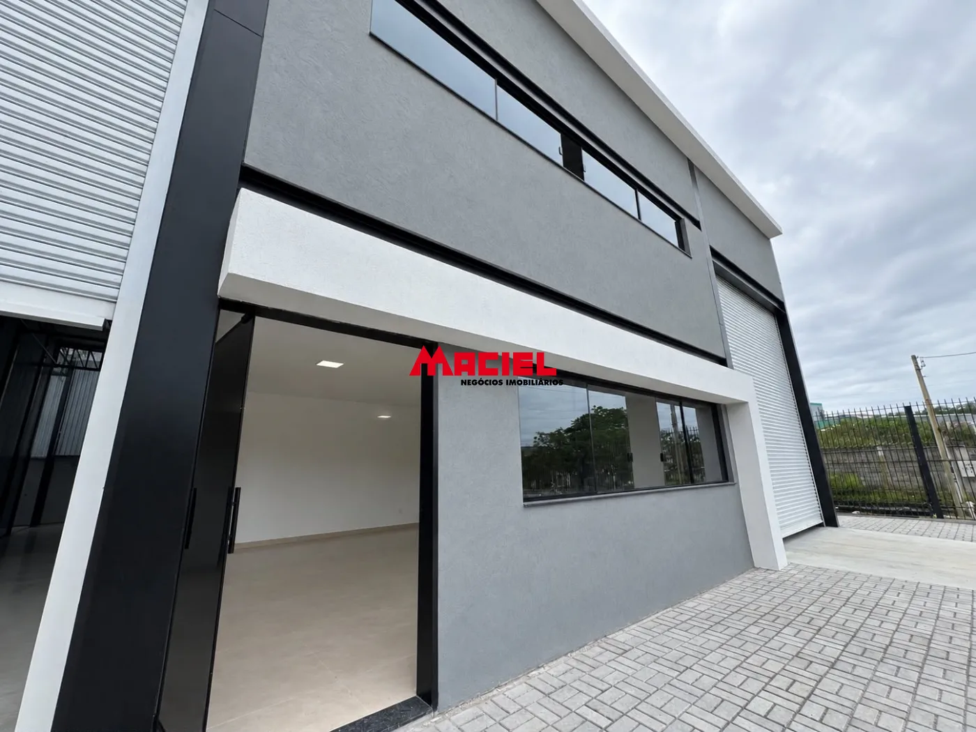 Alugar Comercial / Galp&atilde;o em Jacare&iacute; R$ 15.000,00 - Foto 7