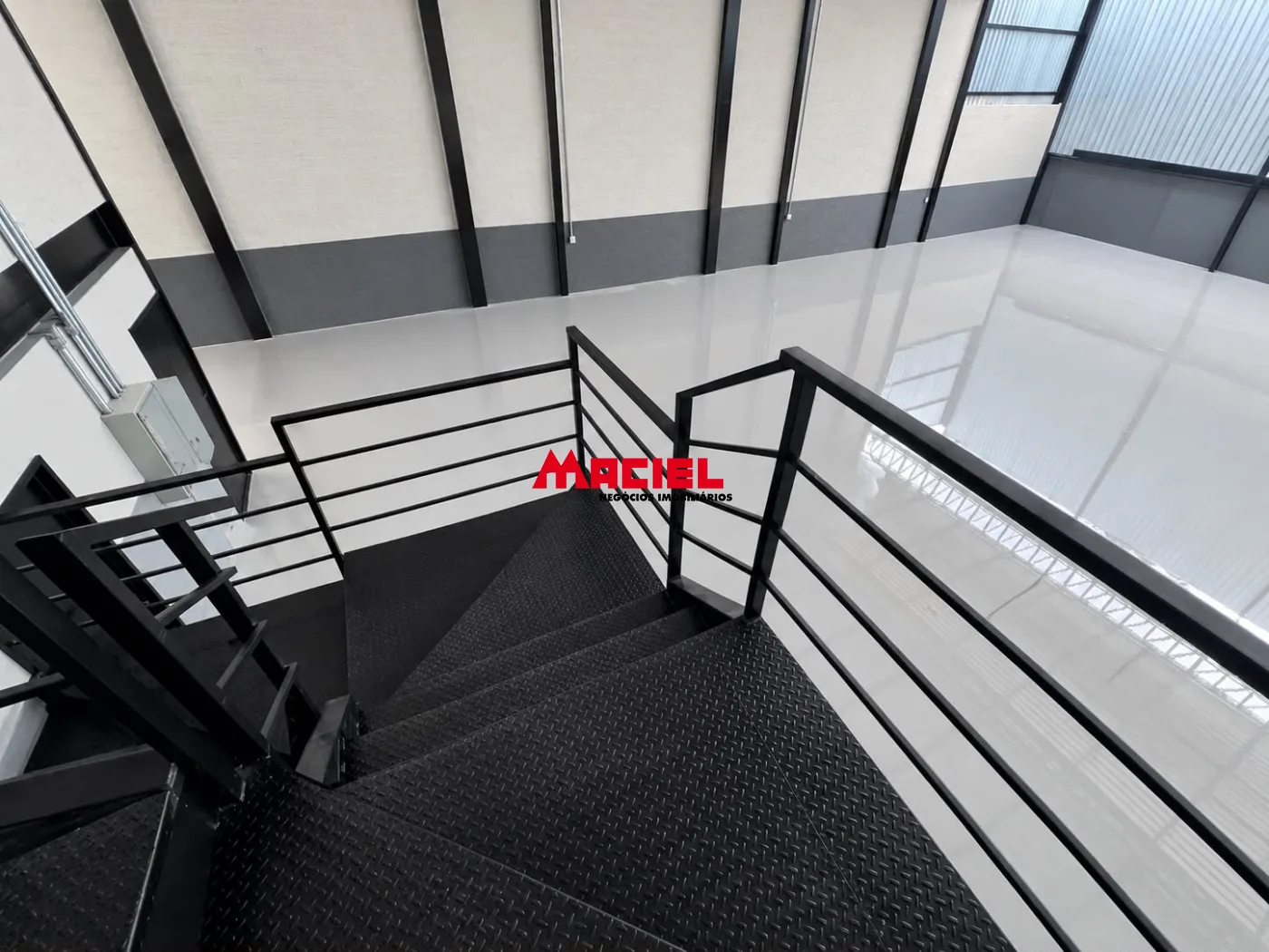 Alugar Comercial / Galp&atilde;o em Jacare&iacute; R$ 15.000,00 - Foto 14