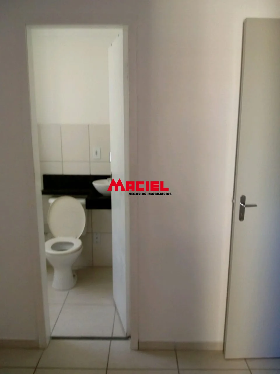 Comprar Apartamento / Padr&atilde;o em S&atilde;o Jos&eacute; dos Campos R$ 300.000,00 - Foto 9