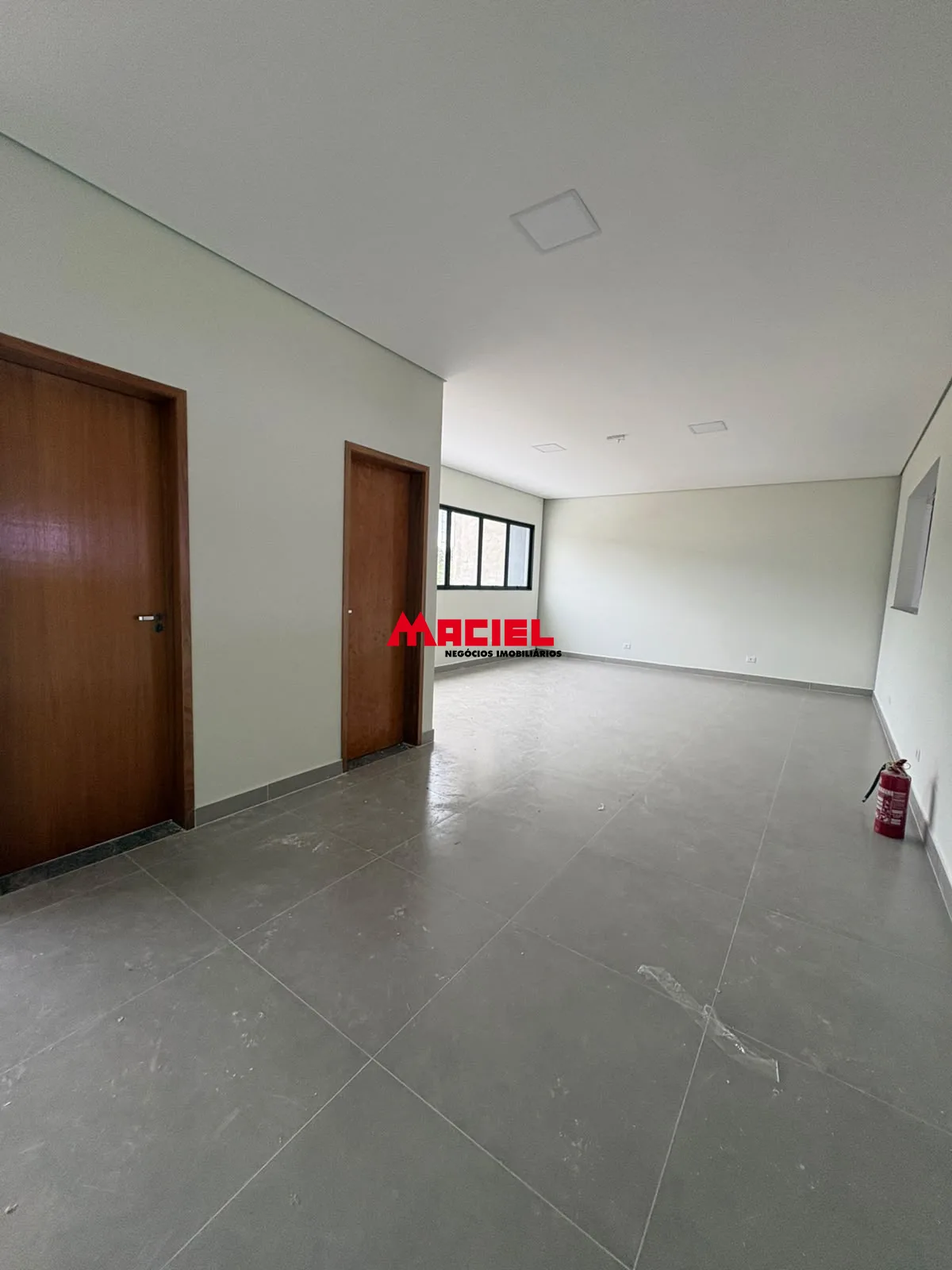 Alugar Comercial / Galp&atilde;o em Jacare&iacute; R$ 16.000,00 - Foto 11