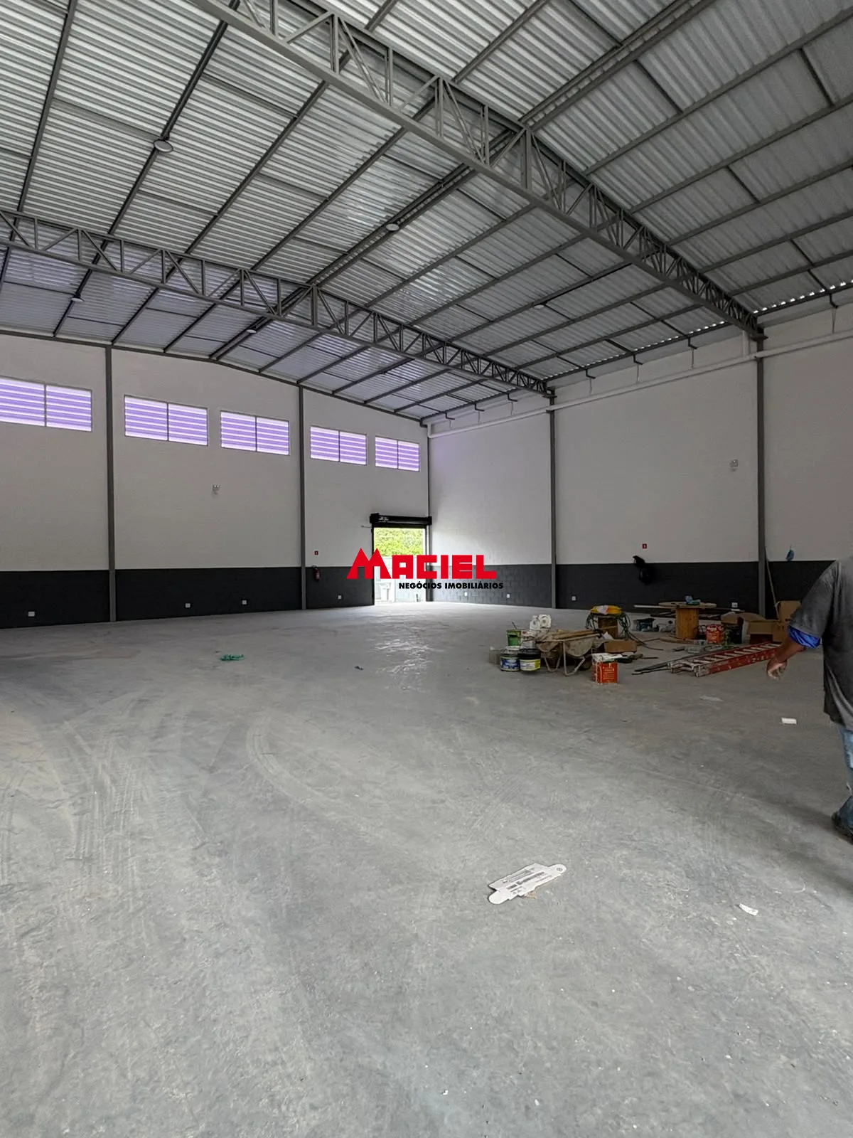 Alugar Comercial / Galp&atilde;o em Jacare&iacute; R$ 16.000,00 - Foto 5