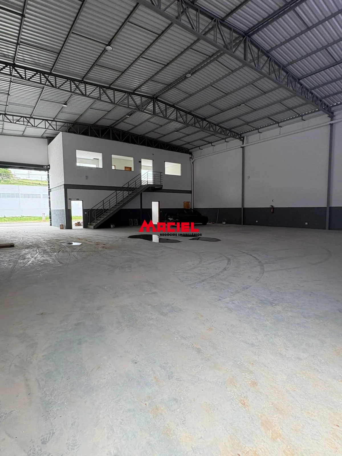 Alugar Comercial / Galp&atilde;o em Jacare&iacute; R$ 16.000,00 - Foto 1