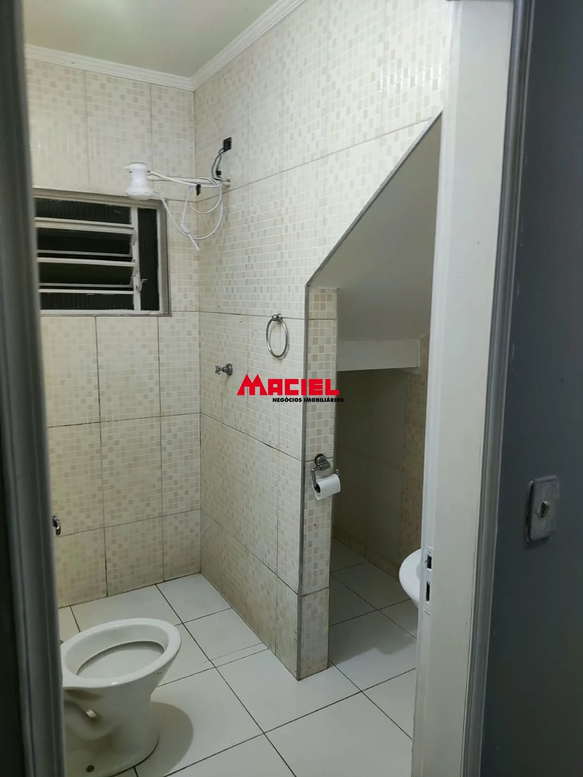 Alugar Casa / Padr&atilde;o em S&atilde;o Jos&eacute; dos Campos R$ 2.500,00 - Foto 15