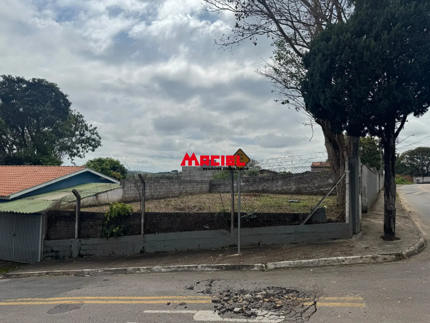 Comprar Terreno / Padr&atilde;o em S&atilde;o Jos&eacute; dos Campos R$ 230.000,00 - Foto 5