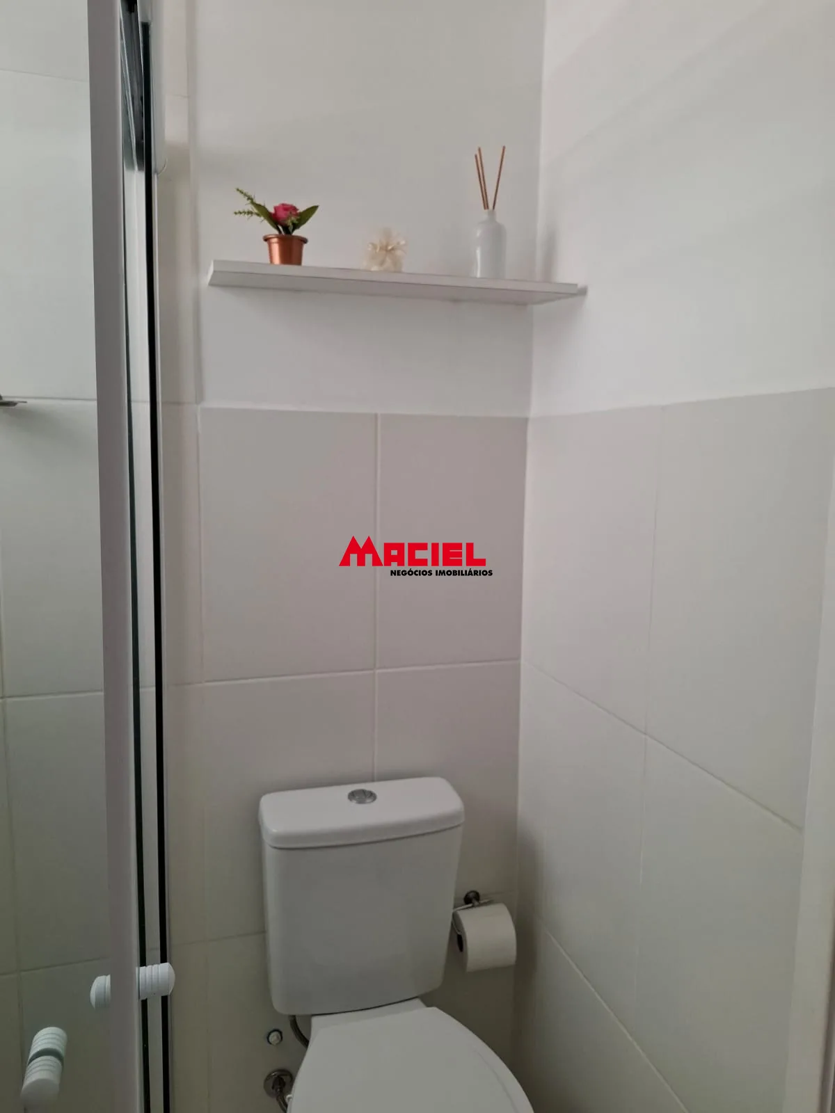 Comprar Apartamento / Padr&atilde;o em S&atilde;o Jos&eacute; dos Campos R$ 360.000,00 - Foto 9