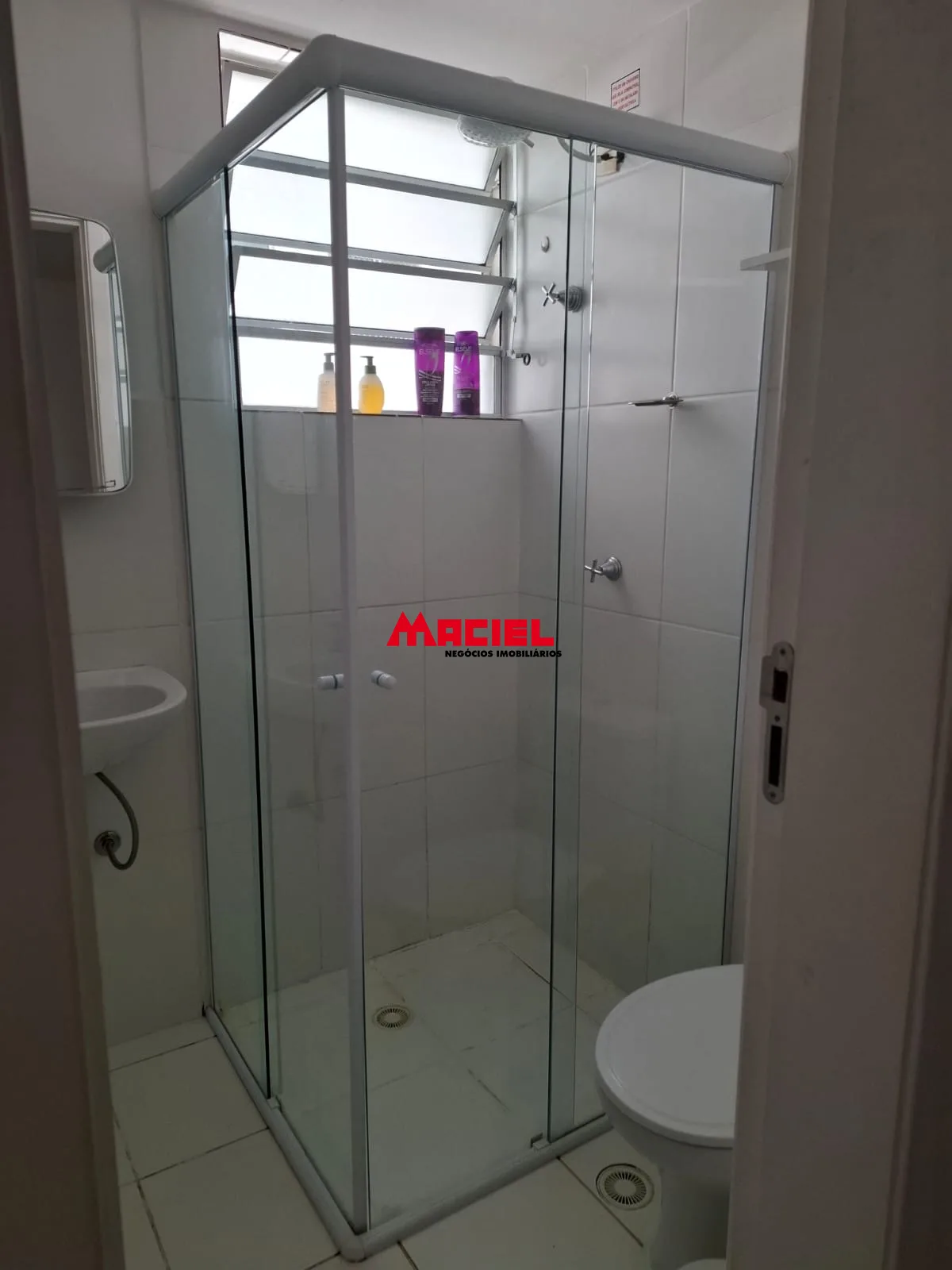 Comprar Apartamento / Padr&atilde;o em S&atilde;o Jos&eacute; dos Campos R$ 360.000,00 - Foto 11