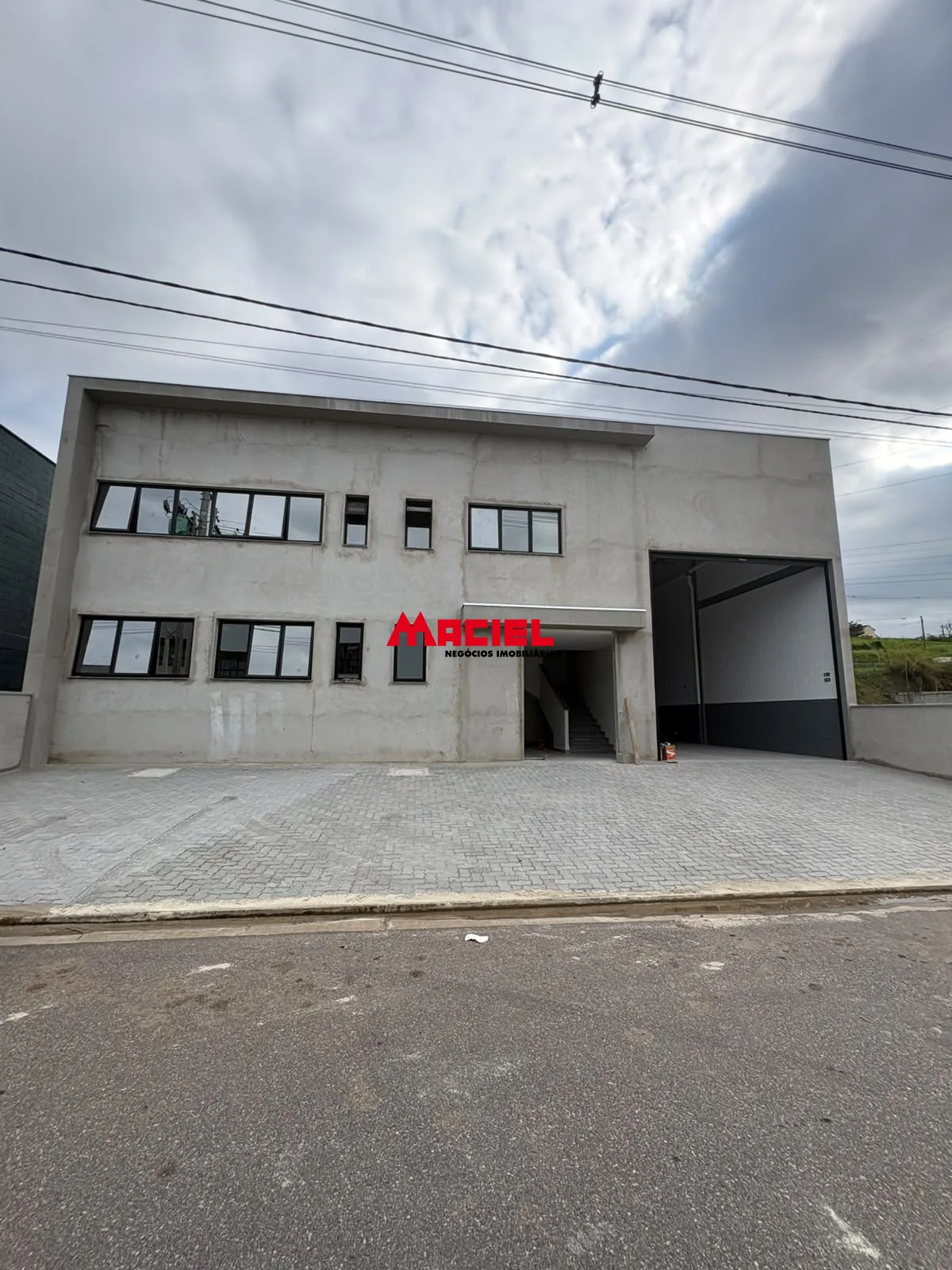 Alugar Comercial / Galp&atilde;o em Jacare&iacute; R$ 21.000,00 - Foto 1