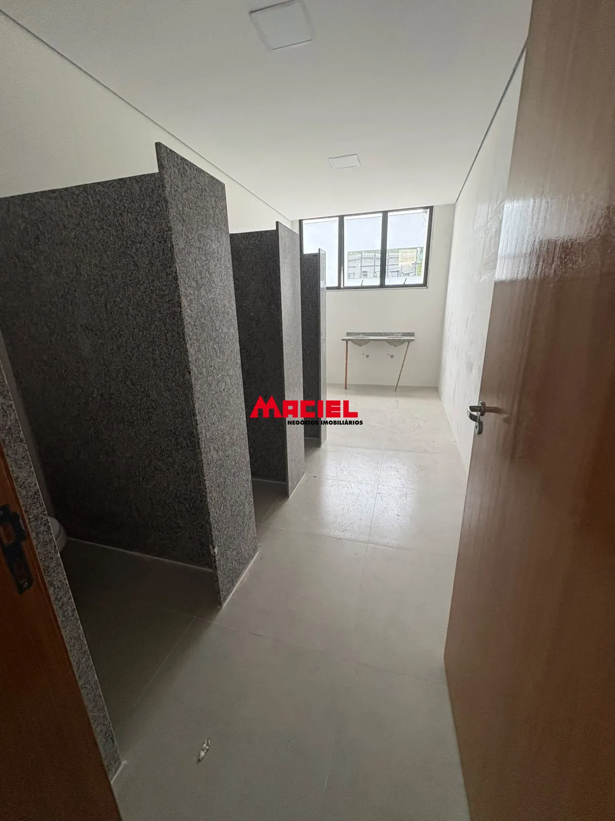 Alugar Comercial / Galp&atilde;o em Jacare&iacute; R$ 21.000,00 - Foto 10
