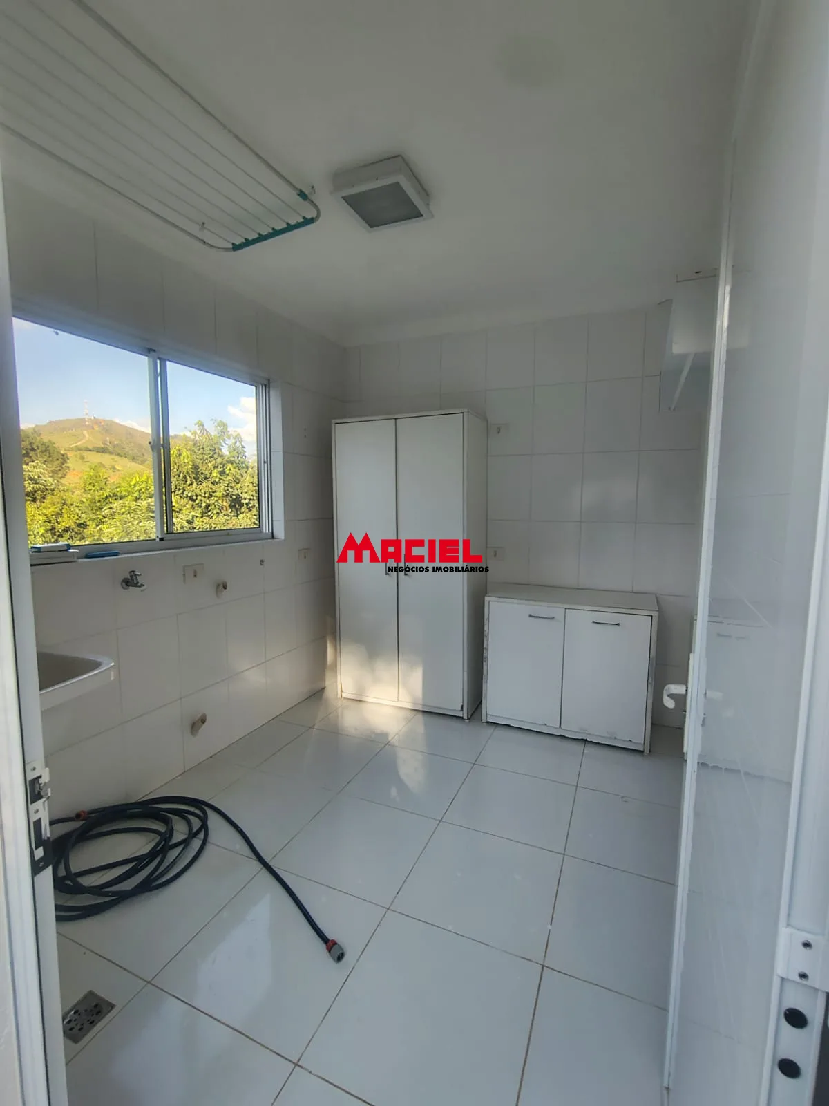 Comprar Casa / Padr&atilde;o em Jambeiro R$ 1.485.000,00 - Foto 10