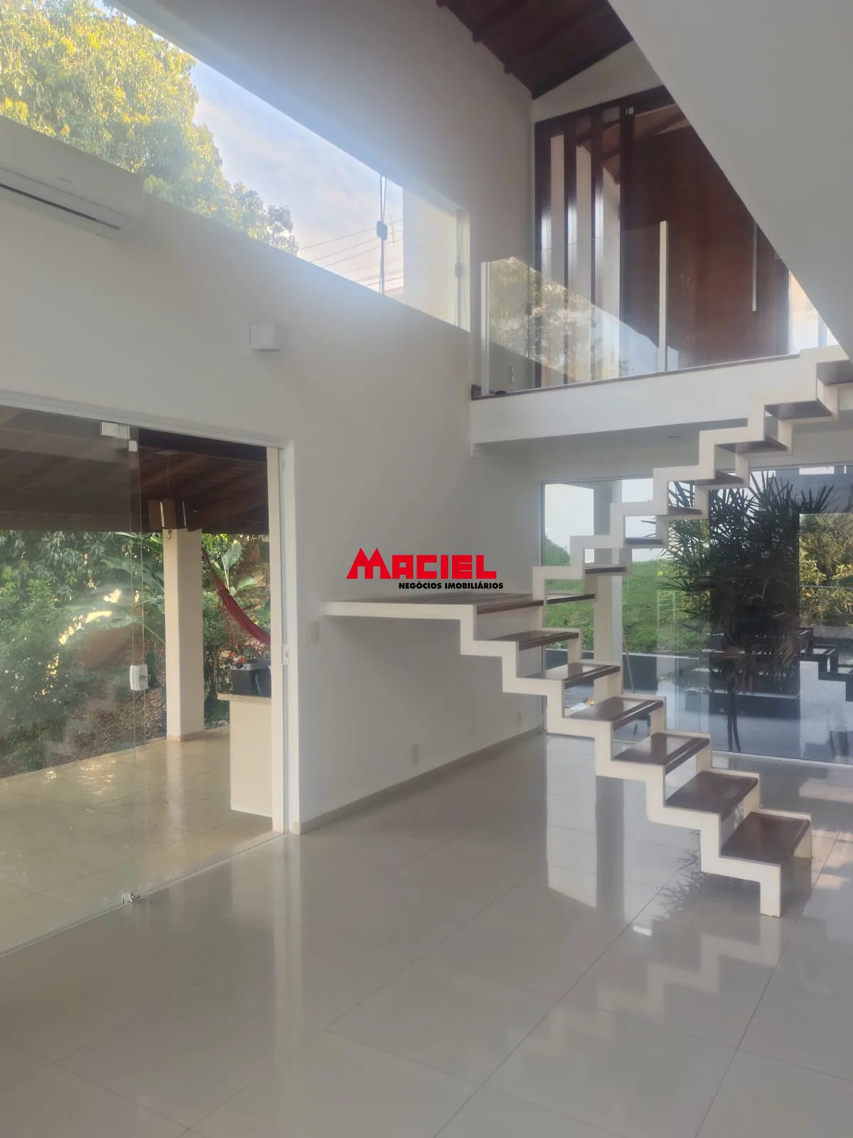 Comprar Casa / Padr&atilde;o em Jambeiro R$ 1.485.000,00 - Foto 6